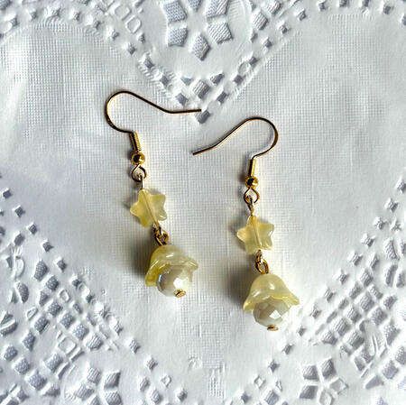 star flower earrings - $9.00